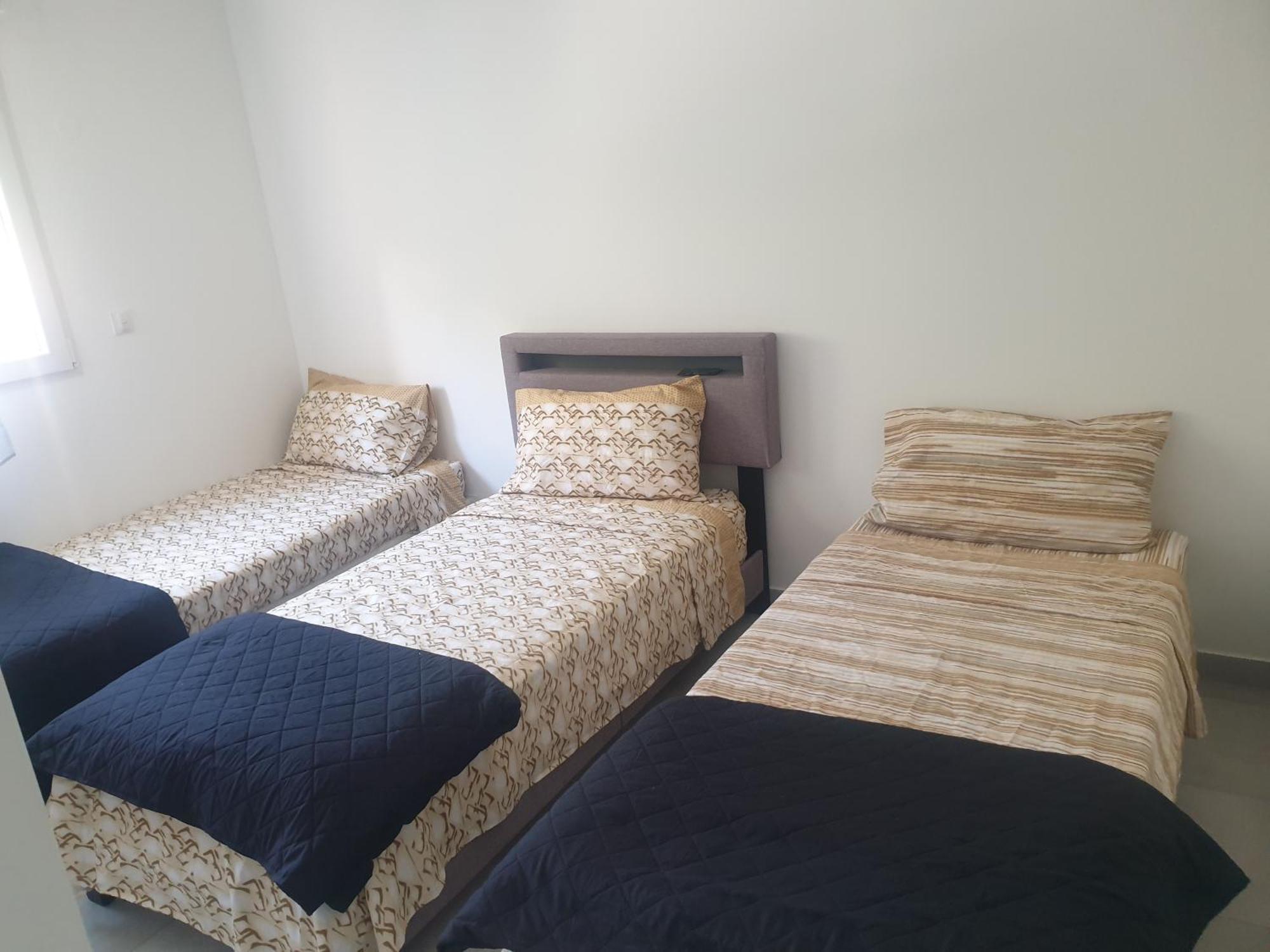 Appartements Renove 2023 Proche Aeroport 5Min, Gare Sncf 2 Min, Tramway Au Pied De L'Immeuble , Parking Possible, Renovated Apartments 2023 Near The Airport 5 Min, Train Station 2 Min, Tram Next To The Building 1 Min, Parking Possible Niza Habitación foto